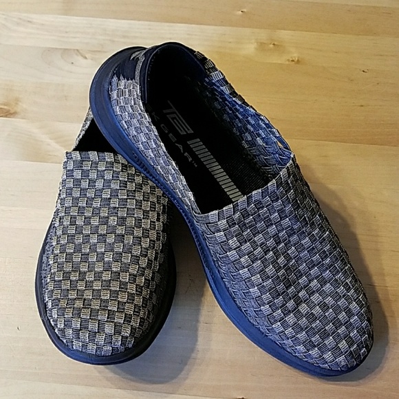 tek gear mary jane shoes